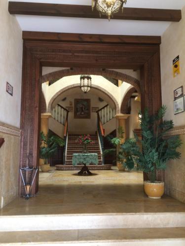 Apartamentos Turisticos Casa De La Borrega Estepona Eksteriør billede