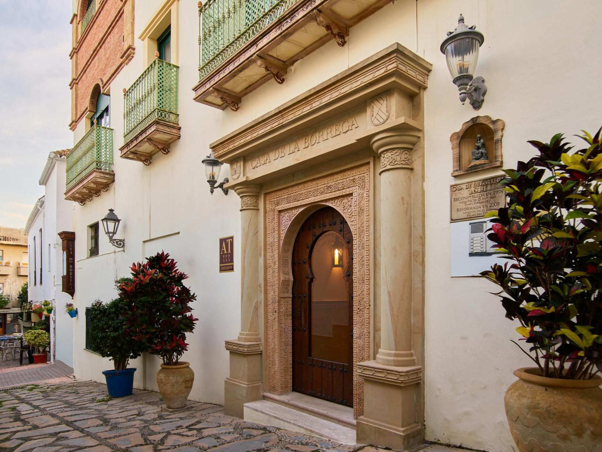Apartamentos Turisticos Casa De La Borrega Estepona Eksteriør billede
