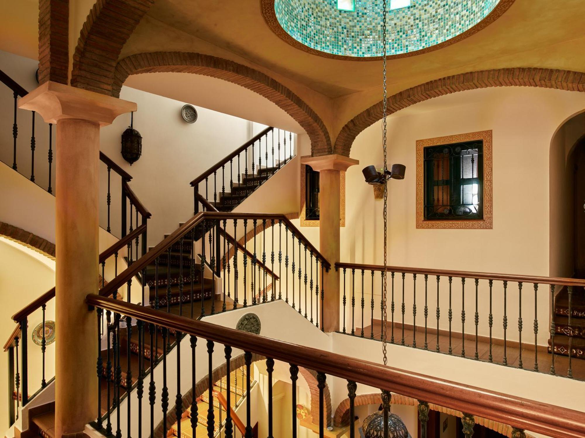 Apartamentos Turisticos Casa De La Borrega Estepona Eksteriør billede