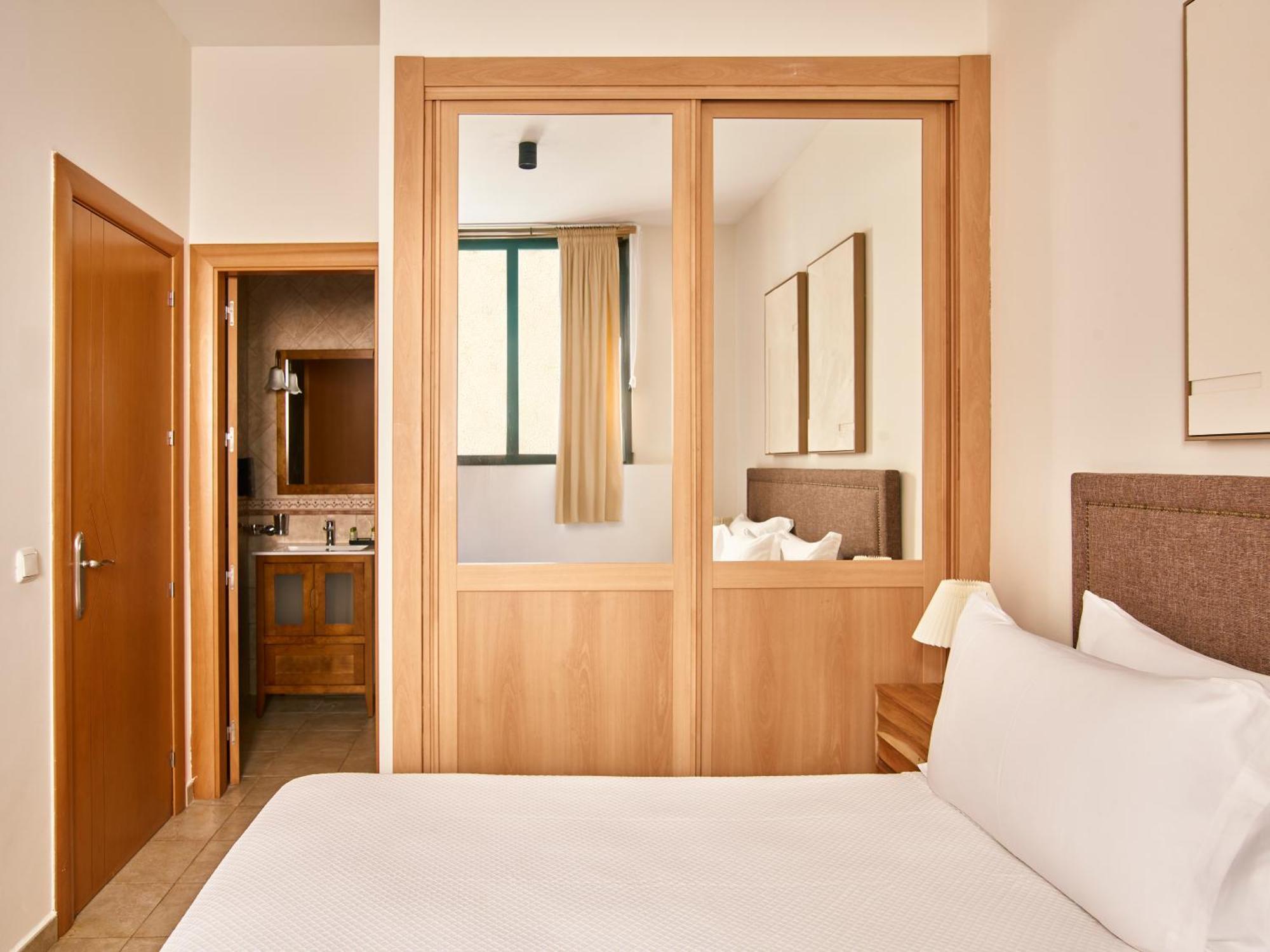 Apartamentos Turisticos Casa De La Borrega Estepona Eksteriør billede